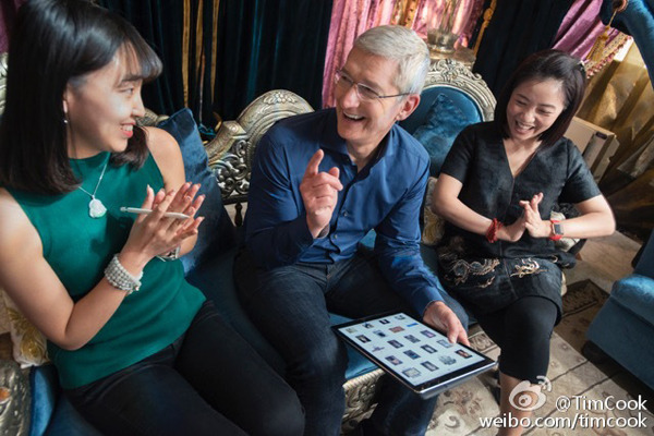 Illustration : Tim Cook en Chine pour promouvoir les produits d'Apple en entreprise (et la R&D ?)