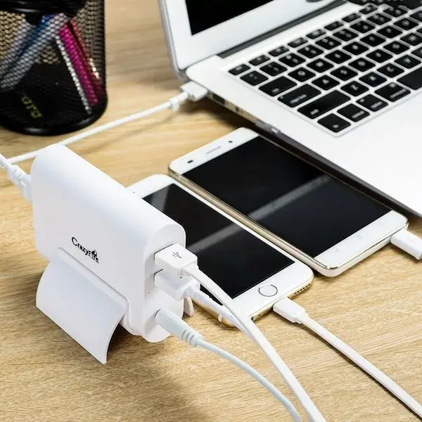 Promos : chargeur MagSafe+USB, Tickr Run et coque pour iPhone 7 Plus