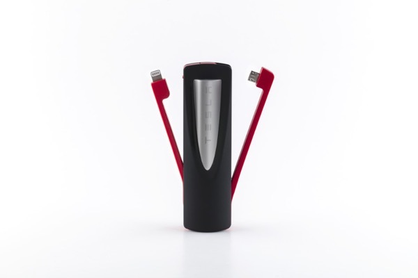 Illustration : Batterie nomade : Tesla lance un SuperCharger pour smartphones