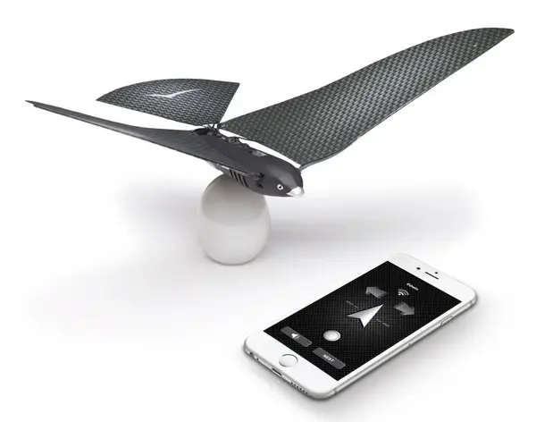 Promos : Bionic Bird, coques Apple pour iPad, enceintes UE, trottinette et ampli AirPlay 2