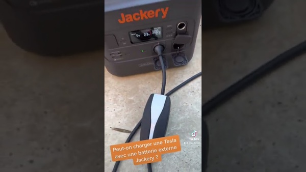 Peut-on charger une Tesla avec une batterie externe Jackery ?