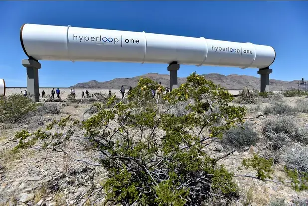 Hyperloop, le “train du futur” d’Elon Musk, c’est fini !