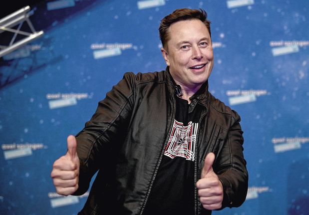 Faux comptes : Twitter cède face aux menaces d'Elon Musk 