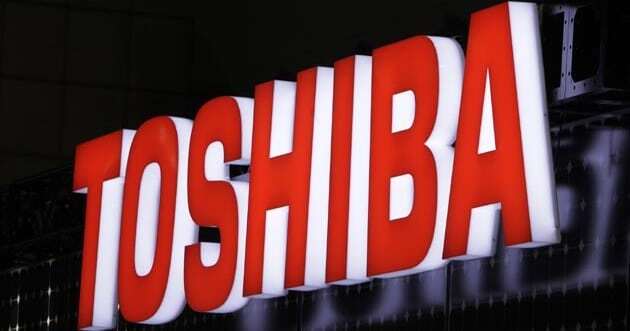 Apple et Amazon s'allieraient à Foxconn pour racheter les puces de Toshiba