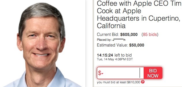 Le café avec Tim Cook sera adjugé ce soir, il est à 605 000 $ pour le moment