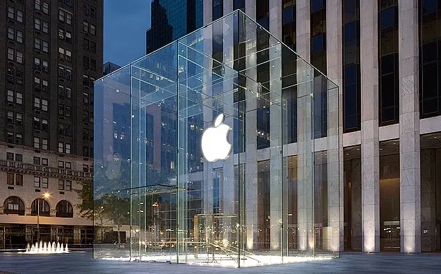 Le cube en verre de l'Apple Store de la 5ème avenue est désormais breveté