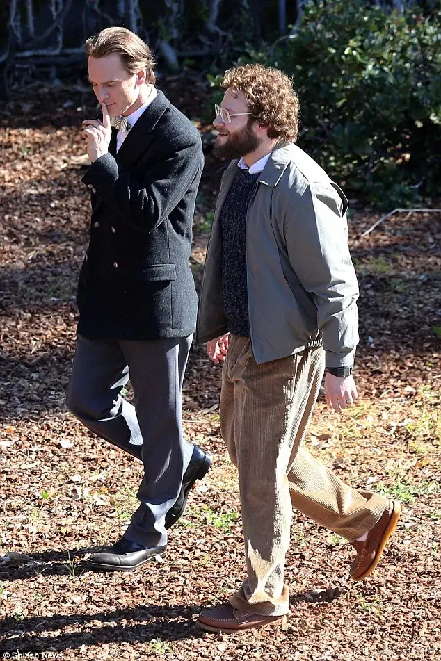 Biopic : les premières images de Michael Fassbender dans le costume de Steve Jobs