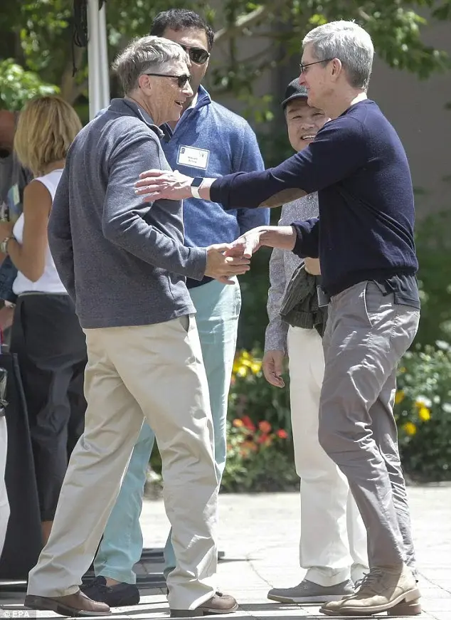 L'image du jour : Tim Cook et Bill Gates réunis à la Sun Valley Conference