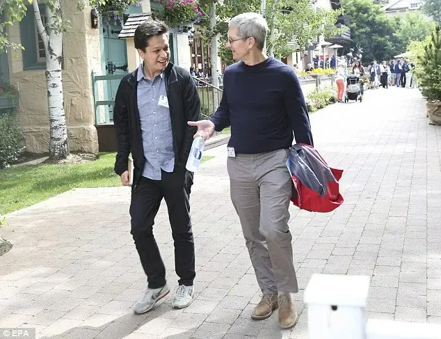 L'image du jour : Tim Cook et Bill Gates réunis à la Sun Valley Conference