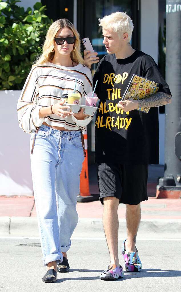 People : Reese Witherspoon, Naomi Campbell, Justin Bieber et Viki Odintcova