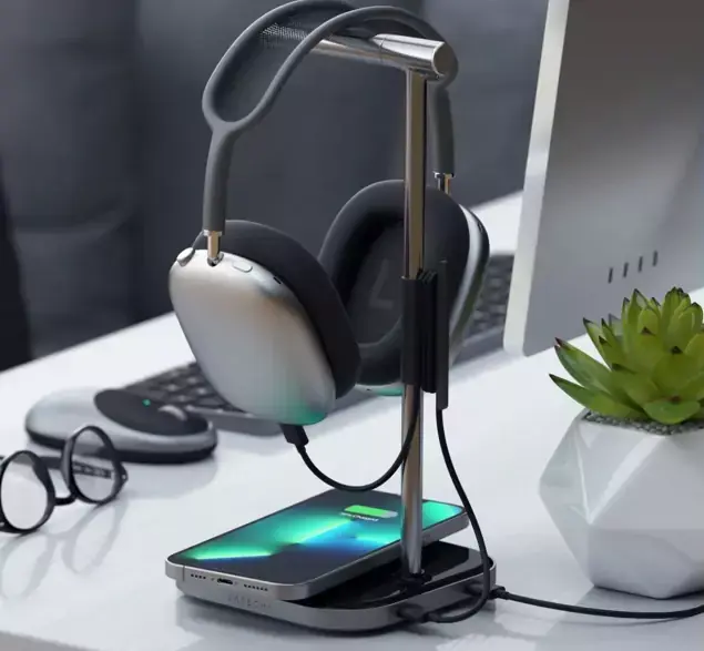 Deux hubs USB-C et un support de casque/chargeur sans fil chez Satechi #CES2022