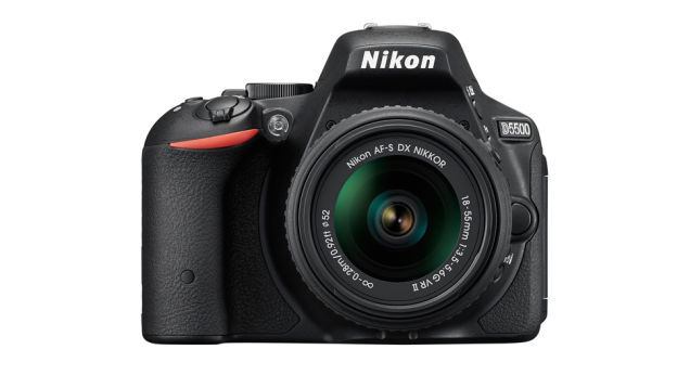 Nikon D5500 : une (petite) évolution du D5300 en Reflex milieu de gamme