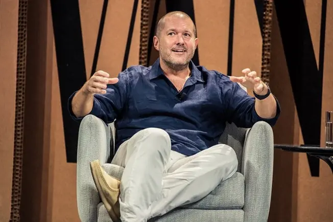 Jony Ive a parfois le coeur brisé face aux descriptions faites de Steve Jobs