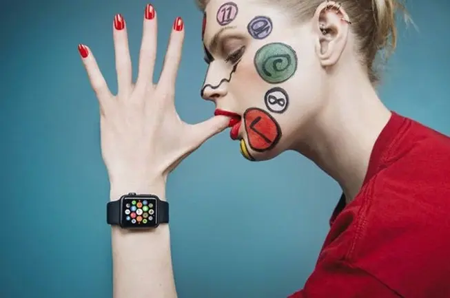 L'Apple Watch fait aussi la une d'un magazine de mode au Royaume-Uni