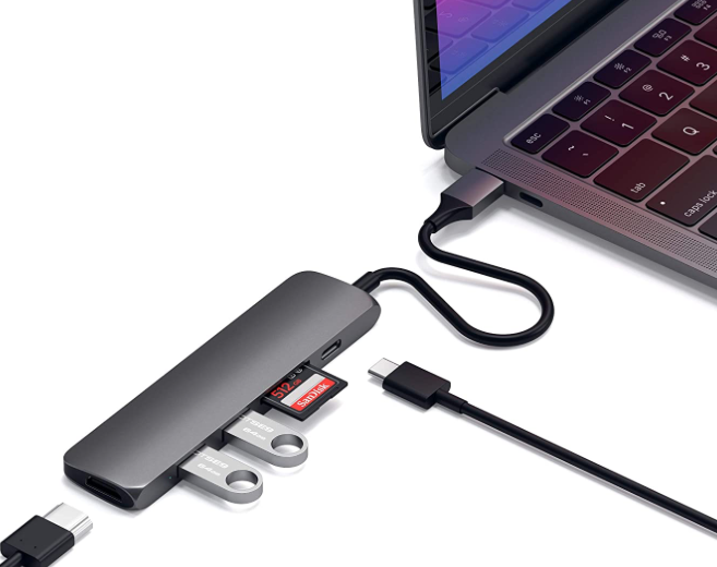 Promos : jusqu'à 33% de réduction sur les accessoires Satechi (hub USB-C dès 36€, support magnétique voiture à 33€, chargeur 75W à 55€)