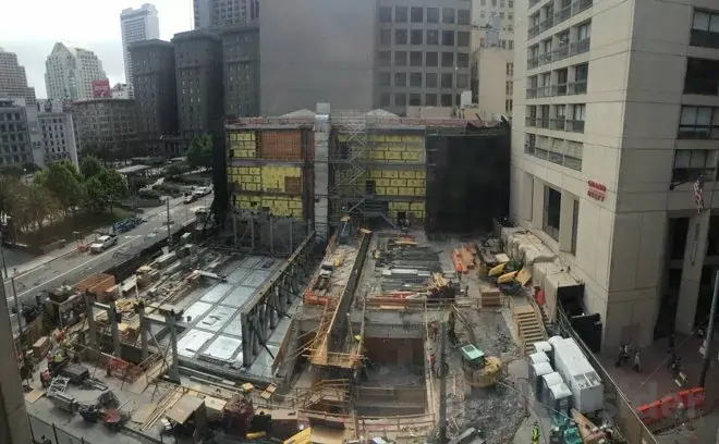 San Francisco : l'Apple Store d'Union Square sort de terre