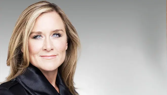 Angela Ahrendts et Bruce Sewell vendent pour plus de 10 millions d'actions AAPL (chacun)