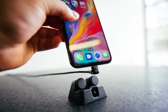 CordDock : un nouveau dock pour iPhone qui peut perdre le fil