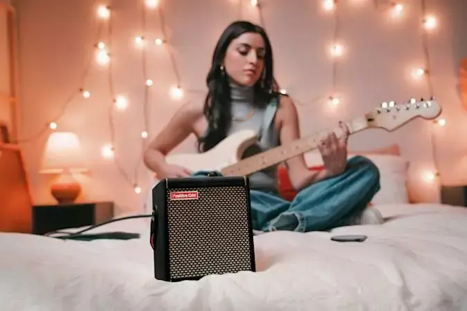 Spark Mini  : l'ampli guitare/enceinte Bluetooth de Positive Grid est dispo dès 185$