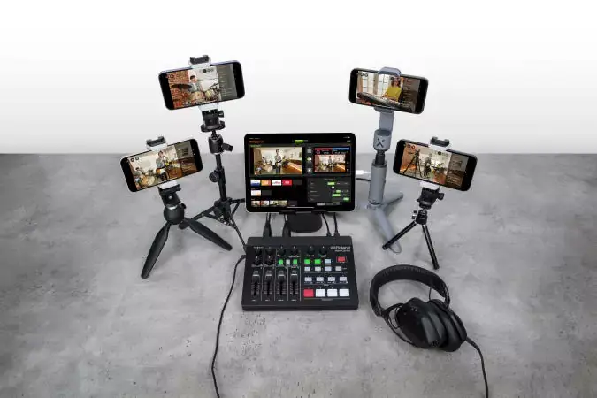 AeroCaster VRC-01 : une table de mixage vidéo sans fil (via les iPhone) chez Roland #CES2022 