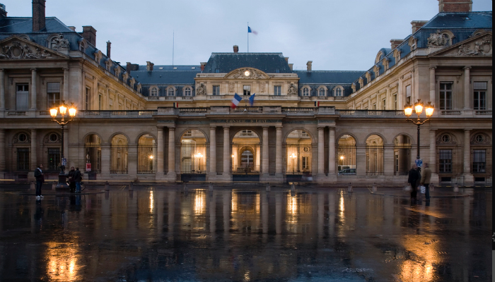 Le Conseil d'Etat examine la question du "droit à l'oubli" face à la Cnil et Google