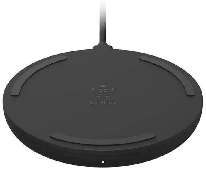 De nombreux produits Belkin en promo (station de charge, batterie externe, adaptateur...)