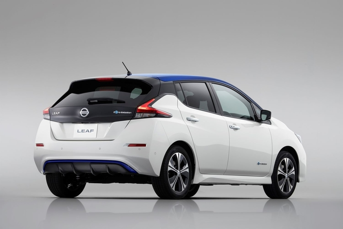 La Nissan Leaf 2 embarque CarPlay (en option) et une e-pedale