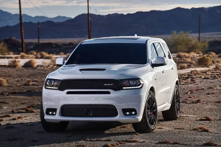 Dodge propose un nouveau Durango avec 475 ch, CarPlay et BeatsAudio