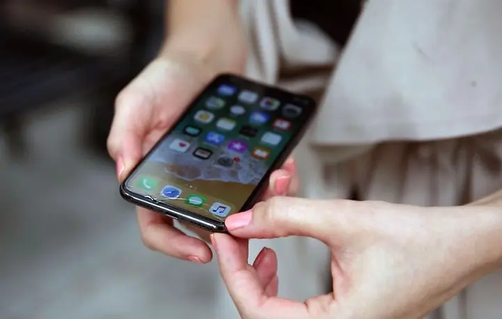 iPhone X : brisé dès la première chute, un autre témoignage de sa fragilité