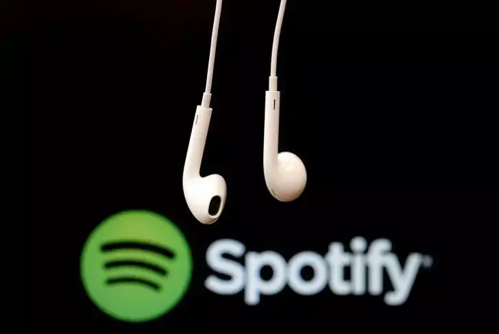 Faute de rentabilité, Spotify va licencier 17% de son personnel