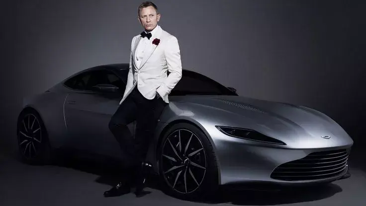 James Bond conduirait bientôt une voiture électrique ! Il était temps, non ?