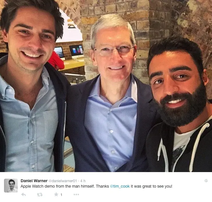 L'image du jour : Tim Cook fait des démonstrations de l'Apple Watch à Covent Garden