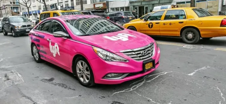 Lyft vend sa voiture autonome à Toyota