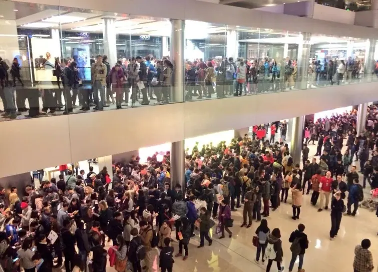 Le 4e Apple Store de Pékin ouvert pour le "Red Friday"