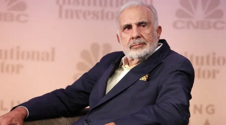 Carl Icahn vend pour 700 millions de dollars d'AAPL, se serait-il trompé ?