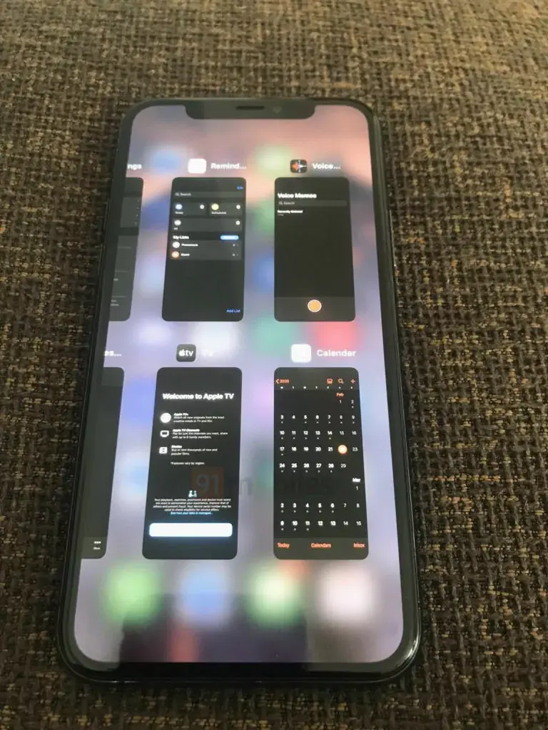 iOS 14 : une vidéo (en fuite ?) avec un multi-tâches façon iPadOS