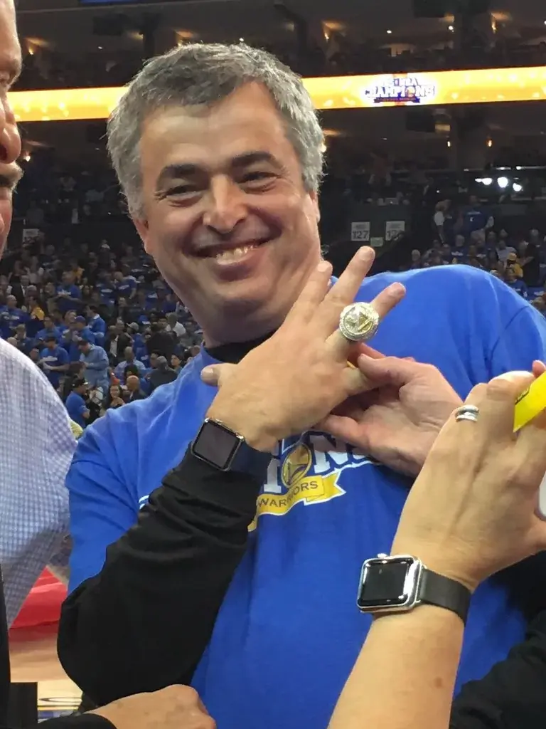 Eddy Cue, conseiller en cryptomonnaie pour un joueur de foot US ! (si si...)