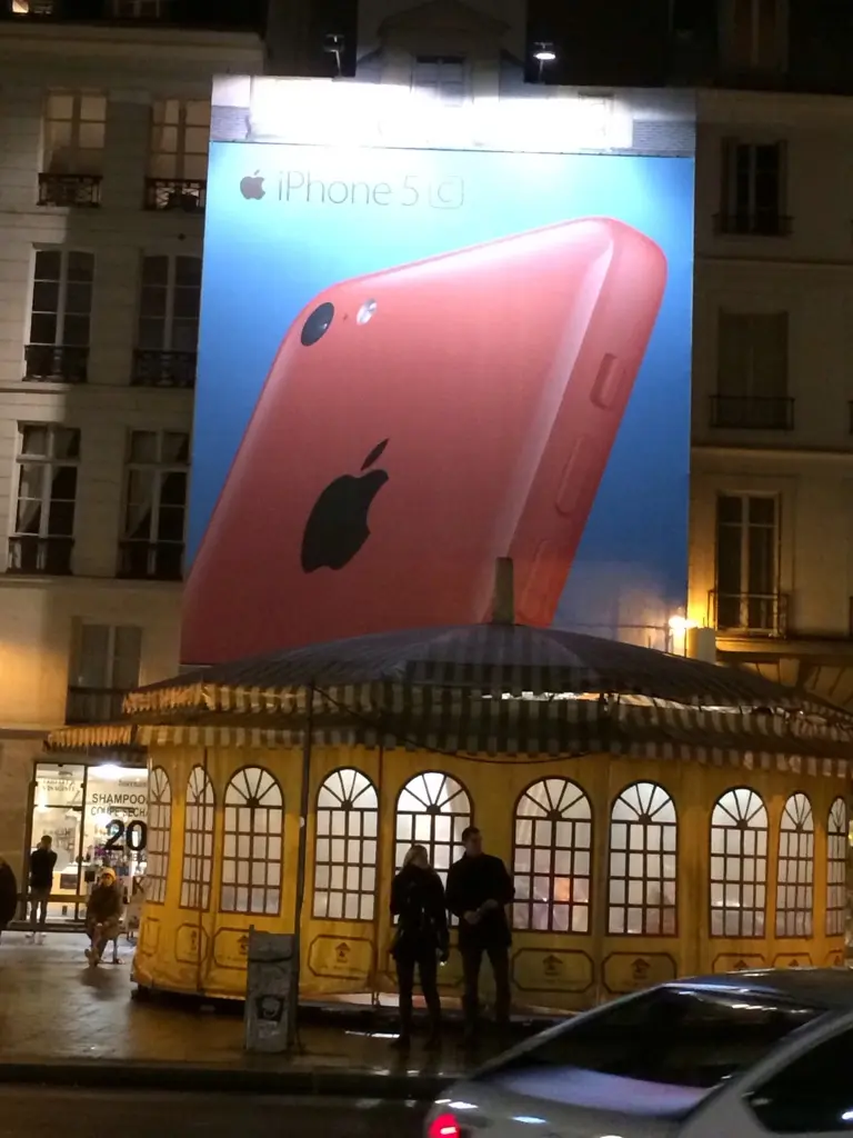 L'image du jour : Apple poursuit la promo de l'iPhone 5c