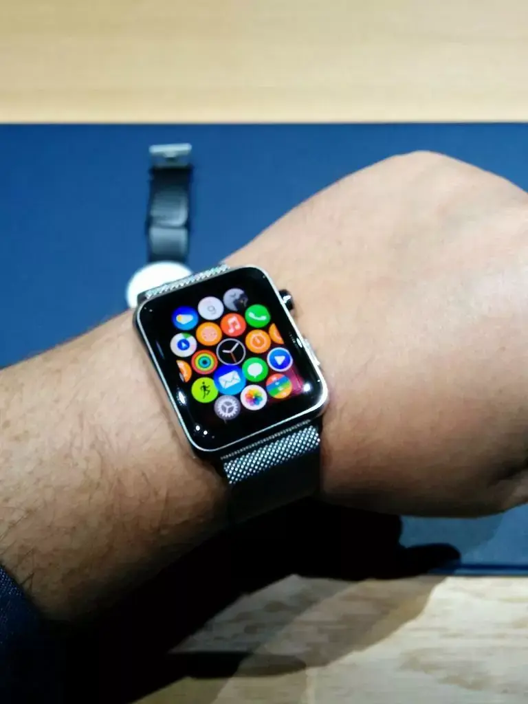 Les premières photos de l'iWatch "en vrai"