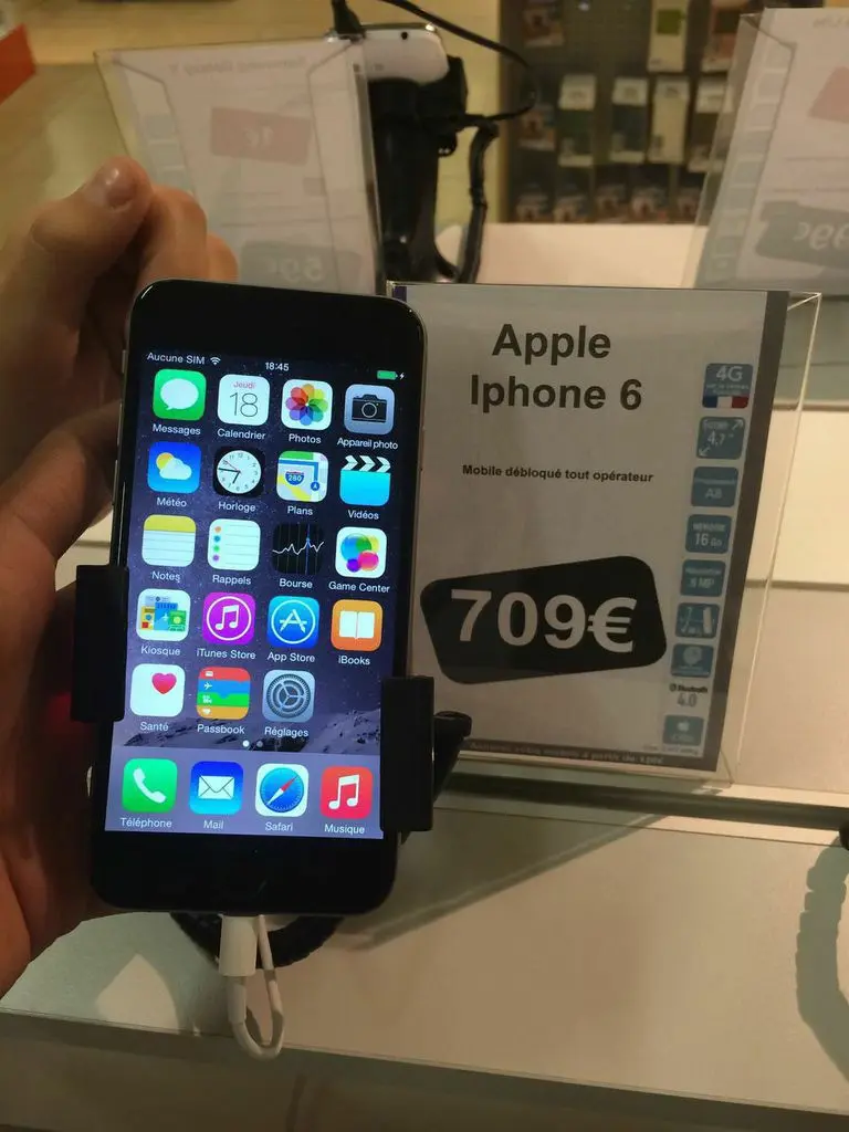 Insolite : quand Boulanger expose l'iPhone 6 aux yeux de tous 24H avant la sortie