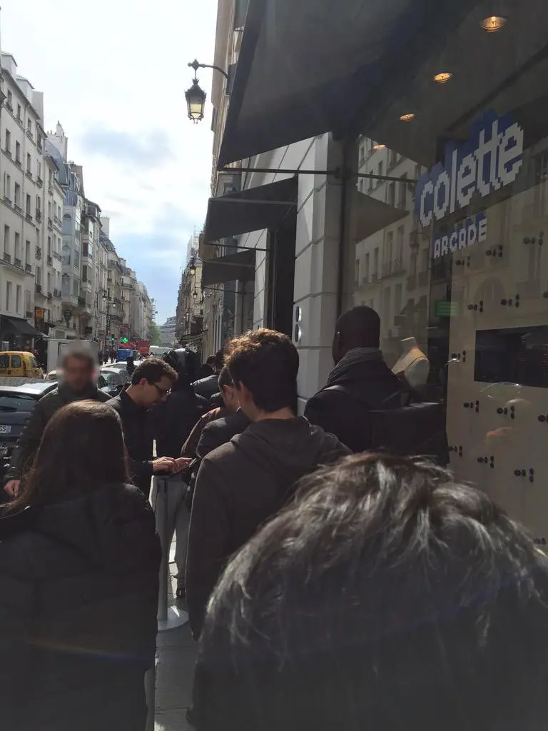 L'image du jour : encore une petite file d'attente devant Colette