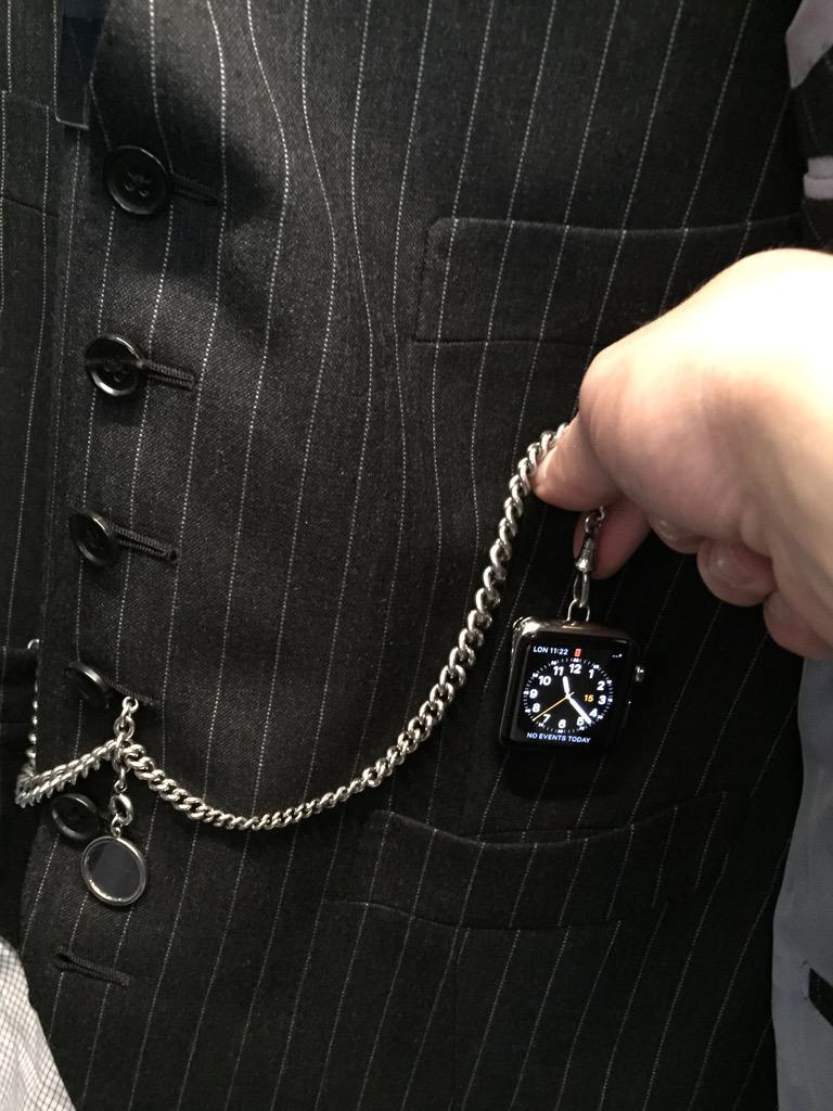 L'mage du jour : une Apple Watch pour Sherlock Holmes