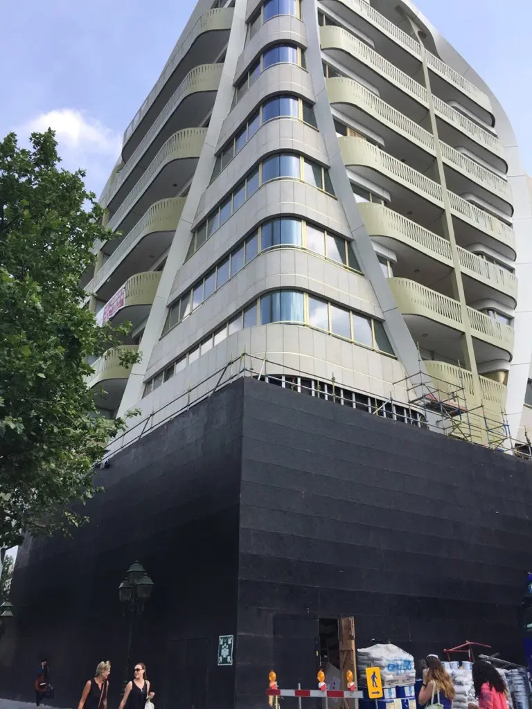 Quelques photos de l'Apple Store de Bruxelles (en construction)