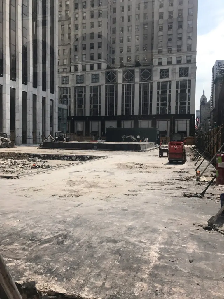 L'image du soir : quelques photos de l'Apple Store de New York (en rénovation)