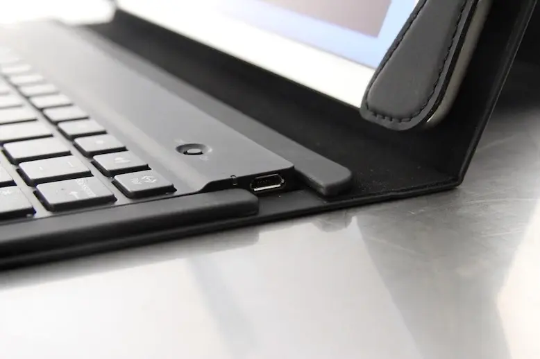 Test du Slimstyle Keyboard Folio iPad Air