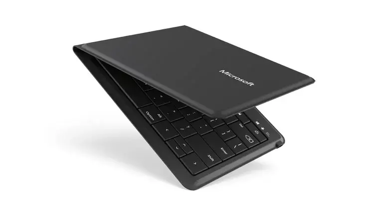 Microsoft présente un clavier de voyage pliable compatible iPhone et iPad