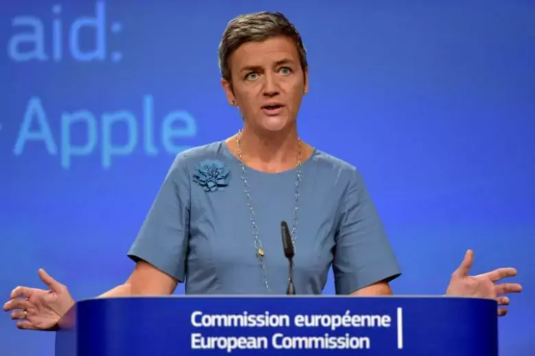 Margrethe Vestager revient à la charge et enquête sur le commerce en ligne