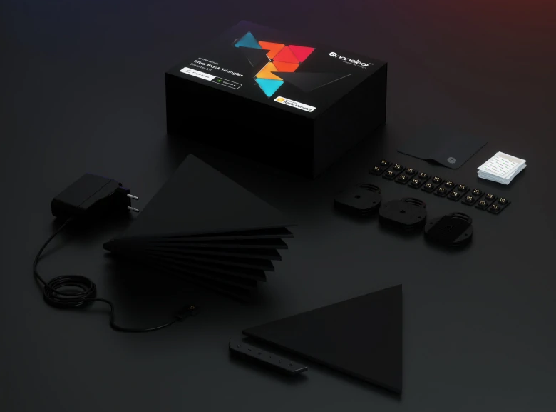 Nanoleaf célèbre ses dix ans avec une édition limitée Ultra Black Shapes