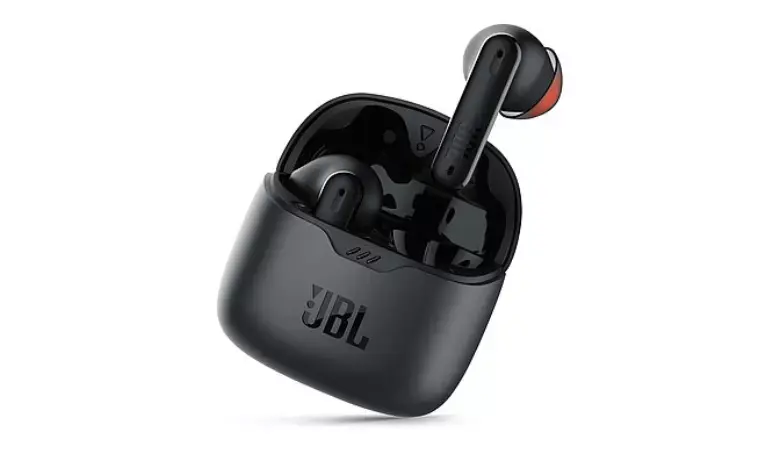 Des écouteurs à la fois semi-intra et intra-auriculaires chez JBL