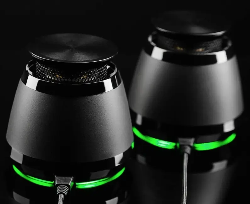 Razer Ferox : des enceintes portables en forme de Mac Pro